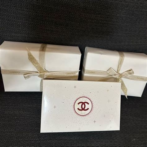 chanel lip and hand set